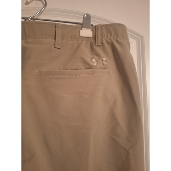 Under Armour men's khaki performance golf pants 40 X 32 - Picture 6 of 8